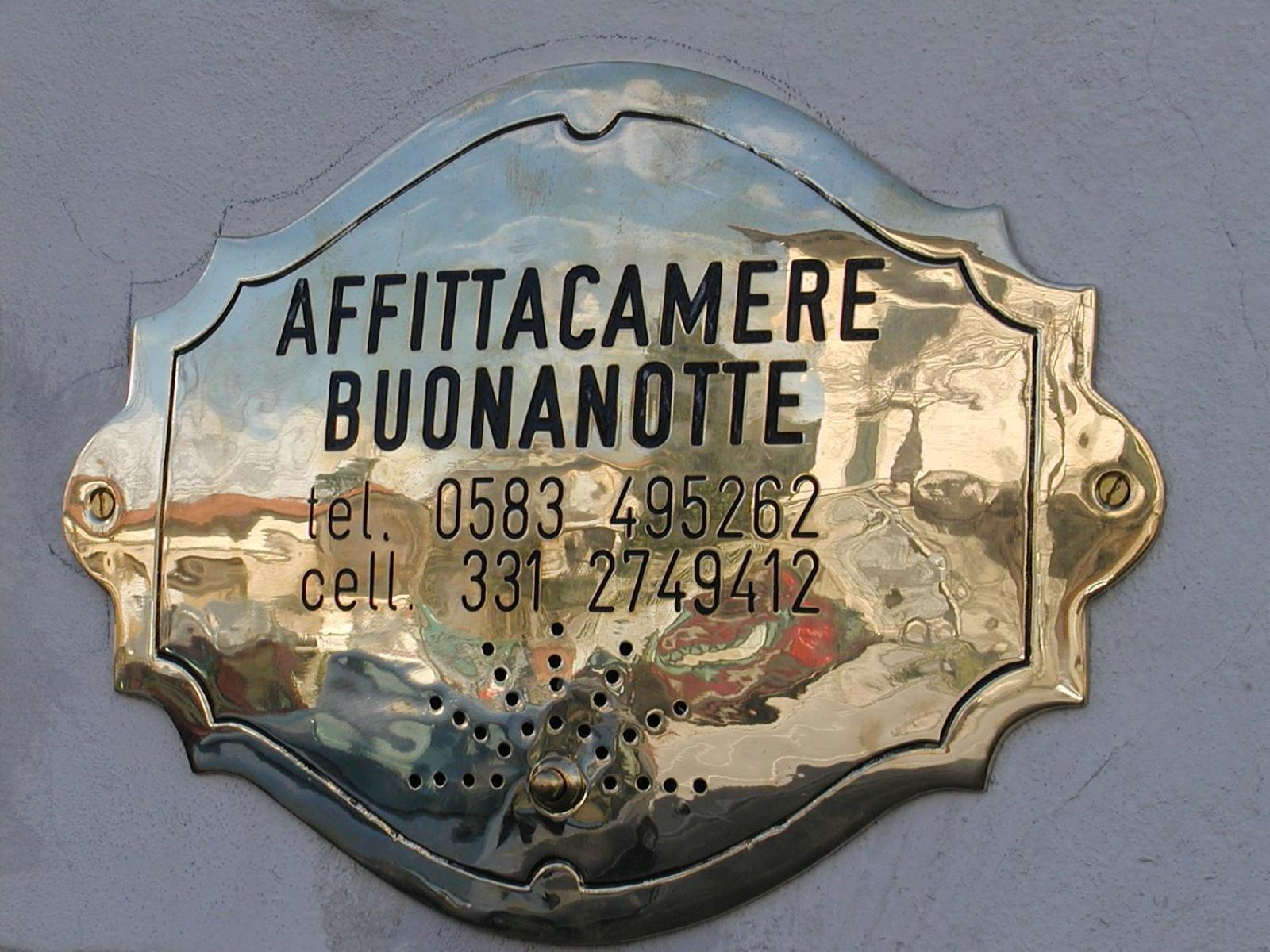 Buonanotte Rooms Lucca Exterior photo